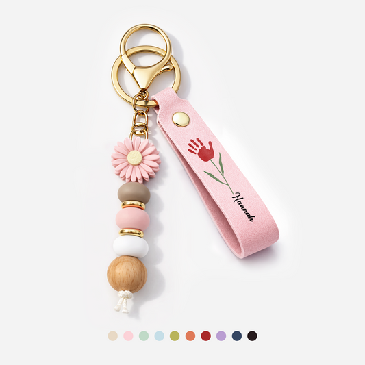 0284MGE1 name _ handabdruck personalisiertes geschenk garten uv druck daisy schlusselanhanger perlen mamaoma 0284mjsh8a