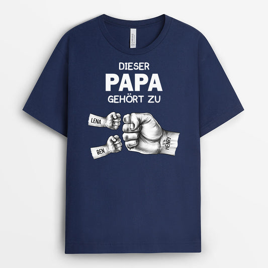 2391AGE1 personalisiertes dieser papa gehort zu t shirt_6b457c39 52c5 4242 9923 3f4791c5521c