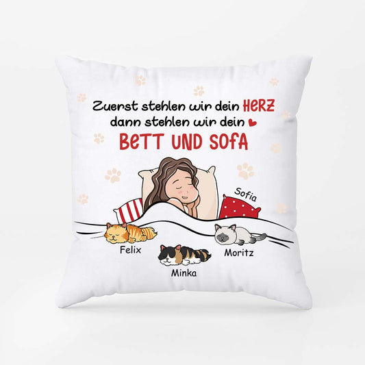 2843PGE1 zuerst stehlen wir dein herz dann stehlen wir dein bett und sofa lustieges kissen fur katzenliebhaber personalisiert