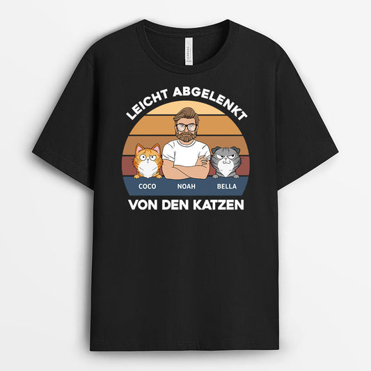 3391AGE2 leicht abgelenkt von den katzen personalisiertes t shirt fur katzenliebhaber