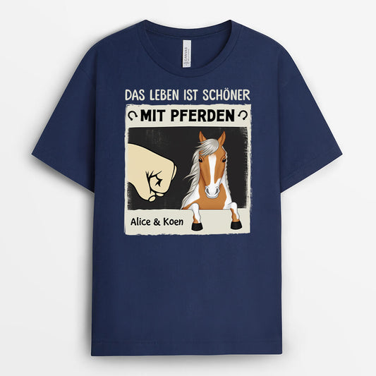 3487AGE2 das leben ist schoner mit pferden personalisiertes t shirt fur pferdliebhaber