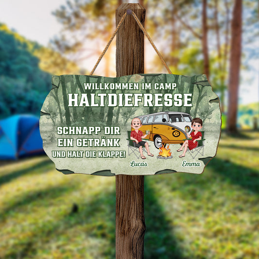 5197QGE2 willkommen im camp haltdiefresse holzschild personalisiert_ paar camping 5197QKLTG_e2b5758e 1f1b 4900 9f86 e738508fb2f1