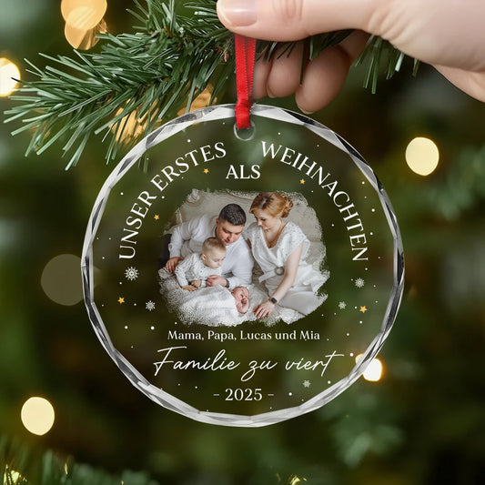 5350OGE2 unser erstes weihnachten als familie personalisierter weihnachtsschmuck_ aus glas familie mit foto 5350OKUZI