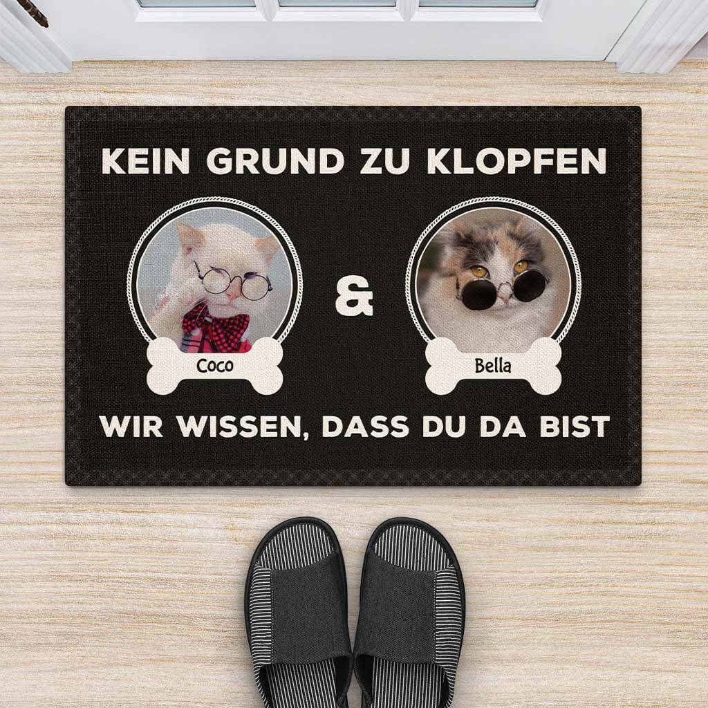 2892DGE2 kein grund zu klopfen wir wissen dass du da bist  personalisierte fussmatte fur katzenliebhaber