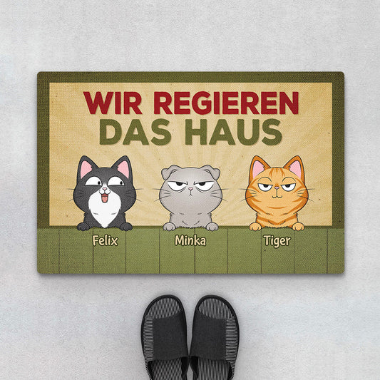 3408DGE1 wir regieren das haus  personalisierte fussmatte fur tierliebhaber im retro stil