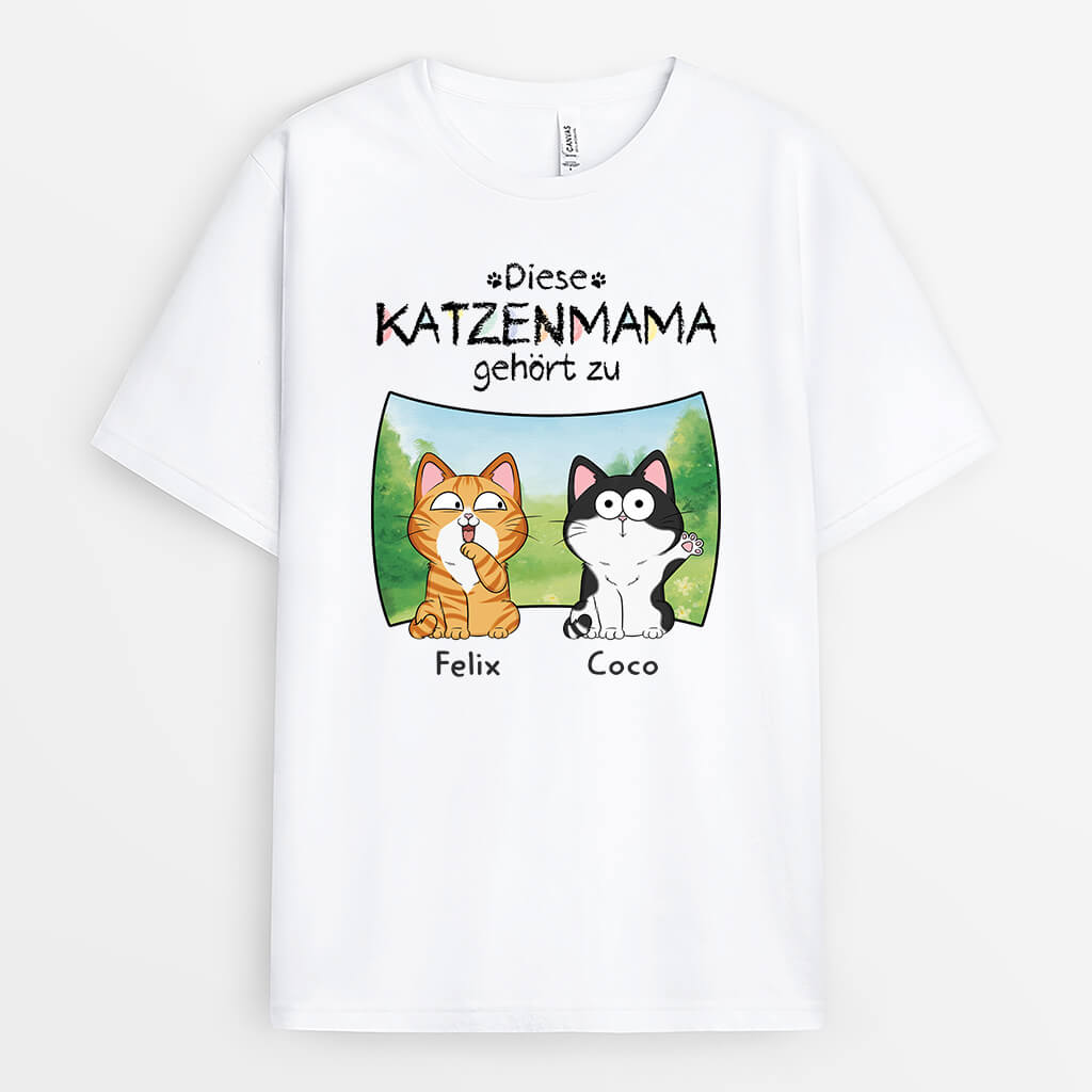 3437AGE1 diese katzenmama gehort zu  personalisiertes t shirt fur katzenliebhaber im stil von crayon mit hintergrund aus gras und baumen