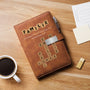 3446MGE1 familie etwas verruckt etwas laut und ganz viel liebe personalisiertes kreuzwortratsel geschenk  uv druck notizbuch mit stift 3446mosv5i_2