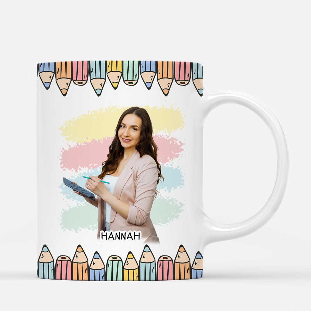 6667MGE3 es braucht ein grosses herz um kleine kopfe zu unterrichten personalisierte lehrer lehrerin tasse buntstifte 6667MKTWT