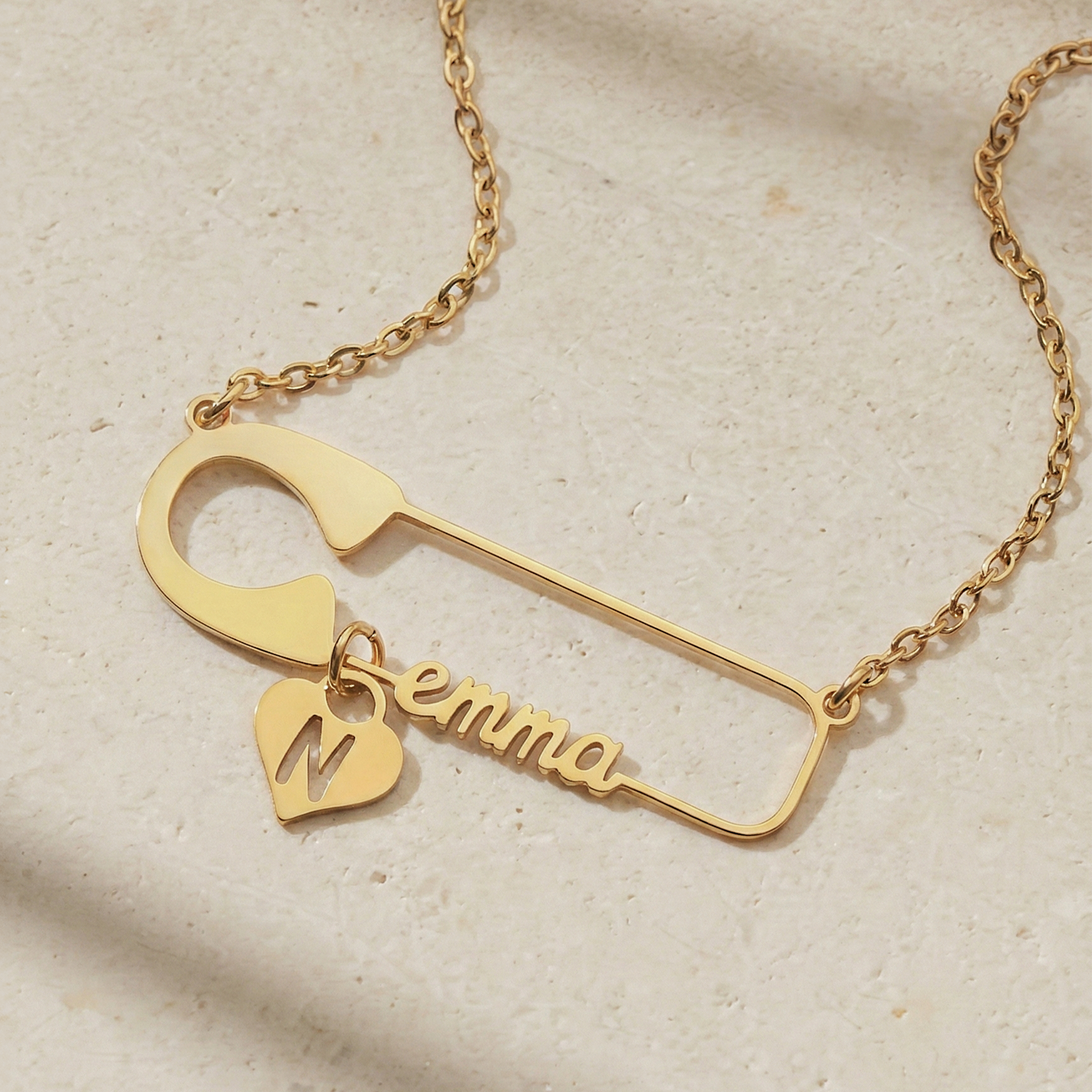 7426JGE2 sicherheitsnadel mit namen personalisierte halskette damen_ manner 7426J0V5A