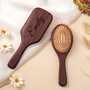 7783AGE2 name sandelholz haarburste personalisiert_ mit gravur frauen 7783aqtf5a