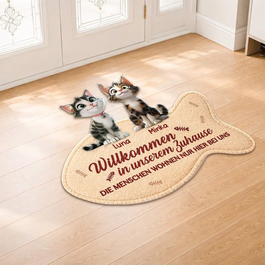 8579AGE2 der mensch wohnt nur hier bei uns fussmatte katzen personalisiert unregelmassige form 8579ad6pcd