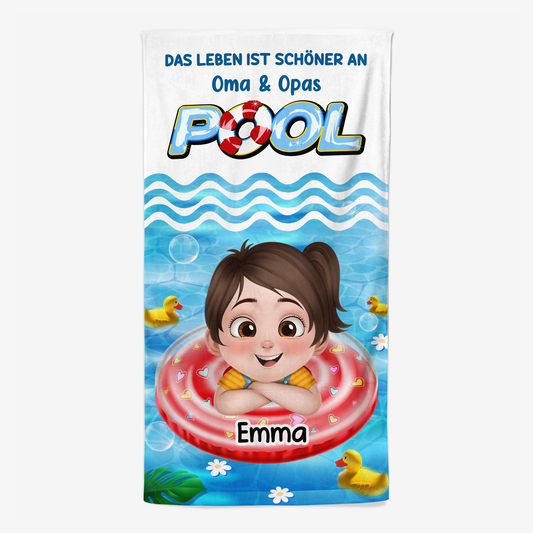 9264BGE1 das leben ist schoner an oma  opas pool personalisierte geschenke kinder  strandtuch 9264bccbk