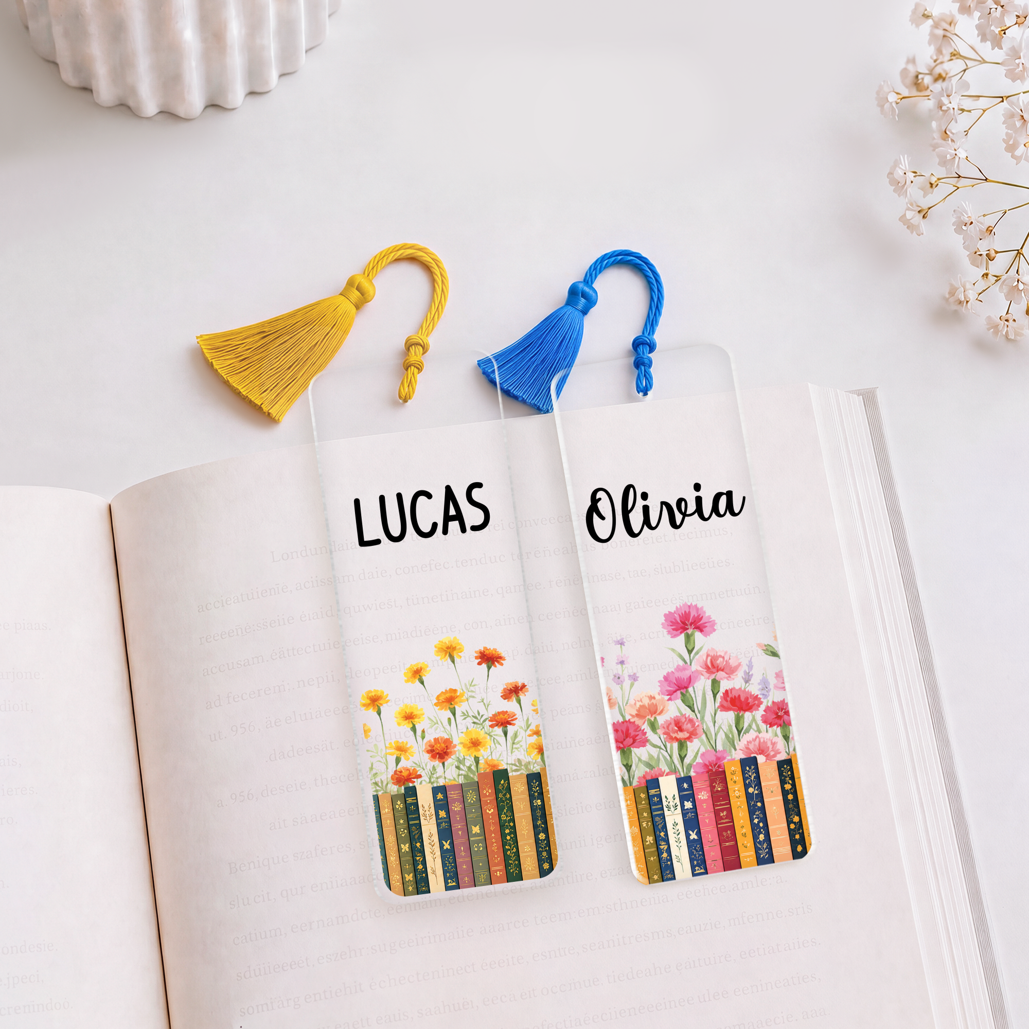 Mockup_Acrylic_Bookmark_1