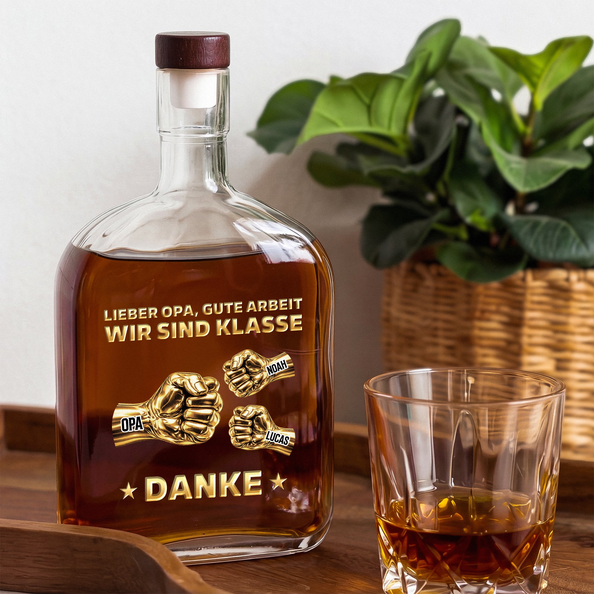 WhiskeyBottlege2_aef50882 f281 4a77 89d3 8b2ae946c8a3